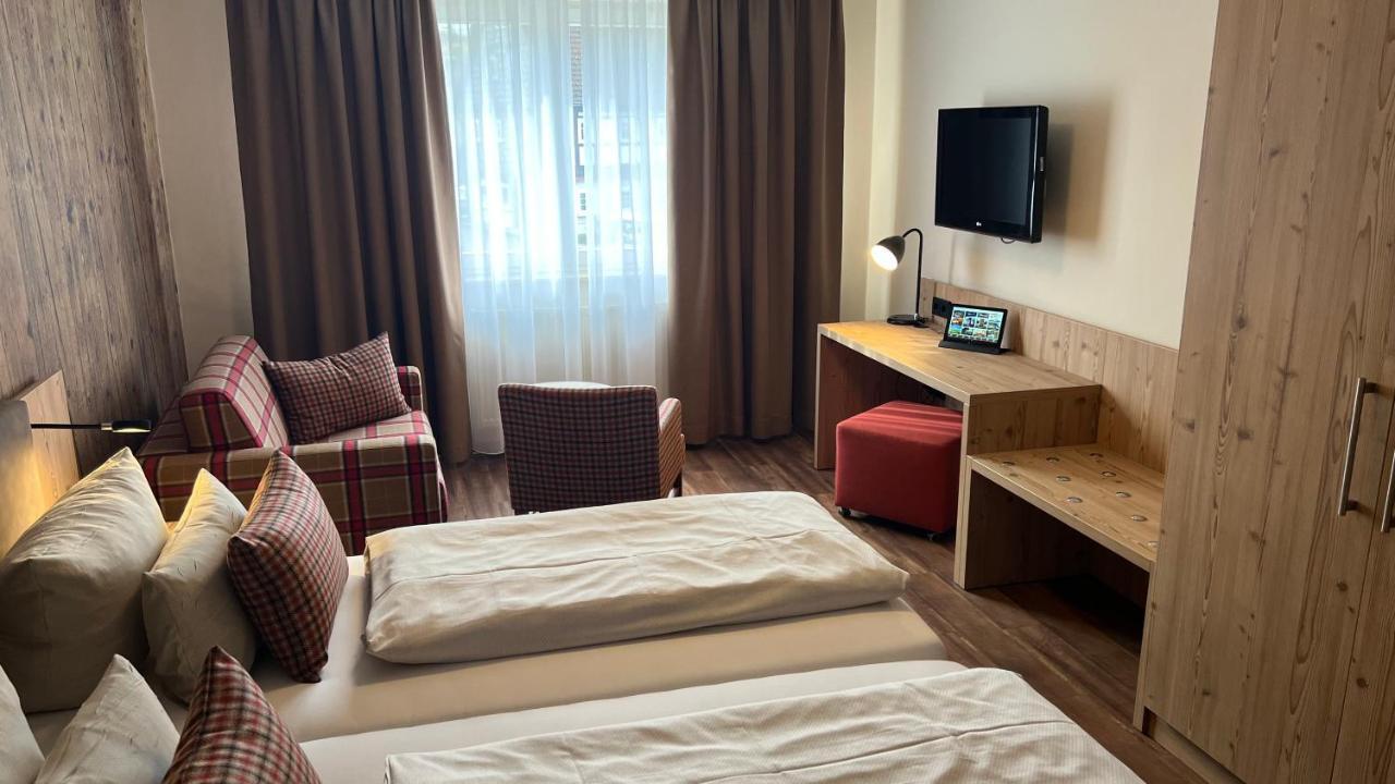 Dammschenke Gasthof & Hotel كورورت جونسدورف المظهر الخارجي الصورة