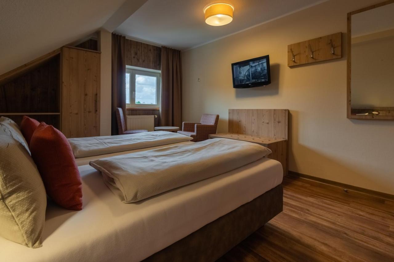 Dammschenke Gasthof & Hotel كورورت جونسدورف المظهر الخارجي الصورة
